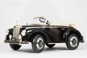  Электромобиль Mersedes-Benz 300S фото в интернет-магазине КАСКАД
