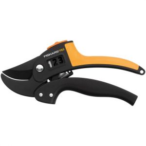  Секатор Fiskars PowerStep P83 (1000575)  фото в интернет-магазине КАСКАД