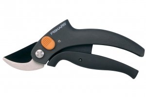  Секатор Fiskars плоскостной рычажный привод (111340, 1001531)  фото в интернет-магазине КАСКАД