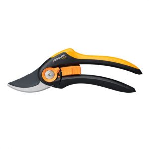  Секатор Fiskars плоскостной Smartfit P541 (1057169)  фото в интернет-магазине КАСКАД
