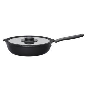  Сотейник с крышкой Fiskars FF 26 см 1026575 фото в интернет-магазине КАСКАД