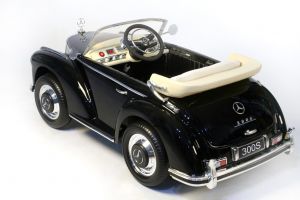 Электромобиль Mersedes-Benz 300S