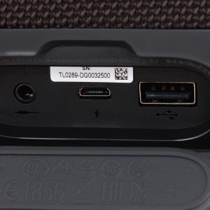 Акустика портативная JBL Charge 3